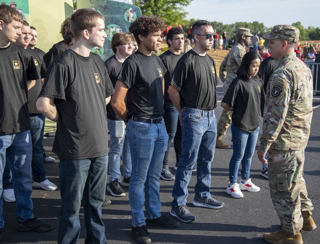 Army Recruitment Scores Are Going Down – Applicants Being Disqualified