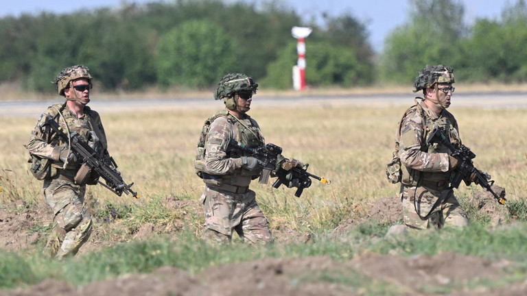 United States Army’s 101st Airborne Regiment would not hesitate to invade Ukraine