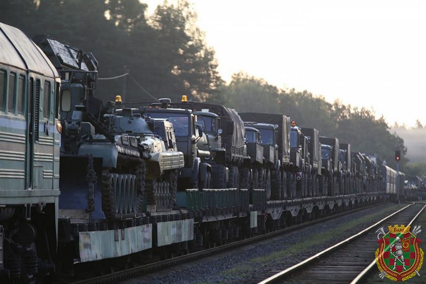 First Train Carrying Russian Servicemen Arrived in Belarus