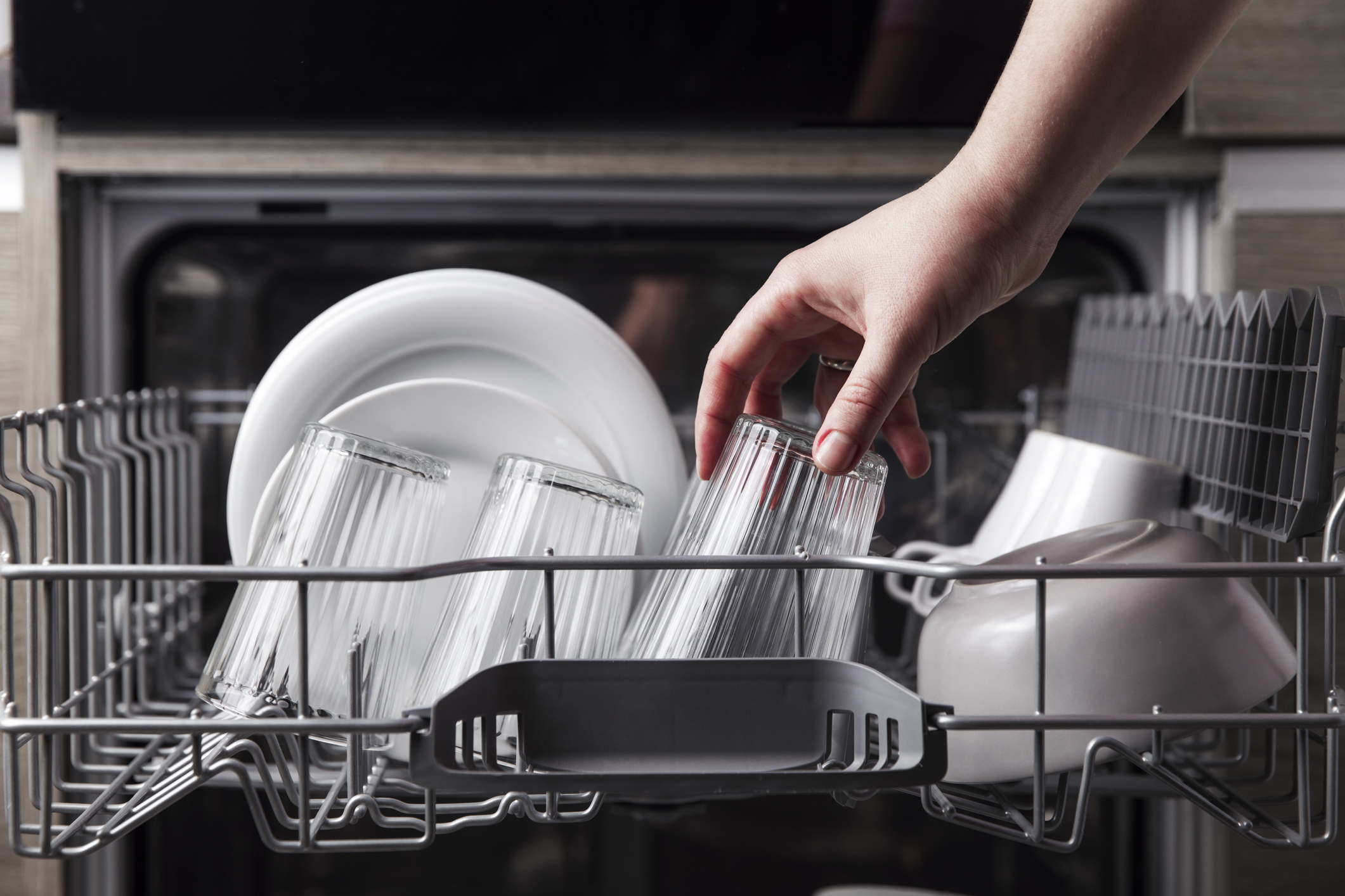 Are Dishwashers the Silent Culprits of Climate Change? Unveiling the Controversial Dishwasher Regulations